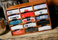 15 Deck Rosewood Wooden Playing Cards Cabinet Display