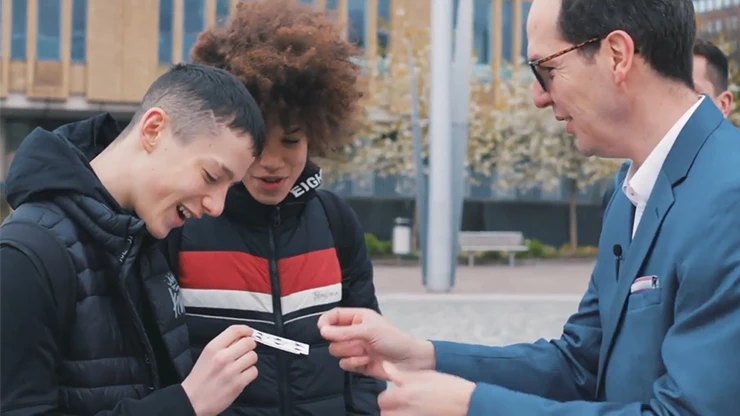 Copag 310 Red Together Forever Gaff Cards - Image 3